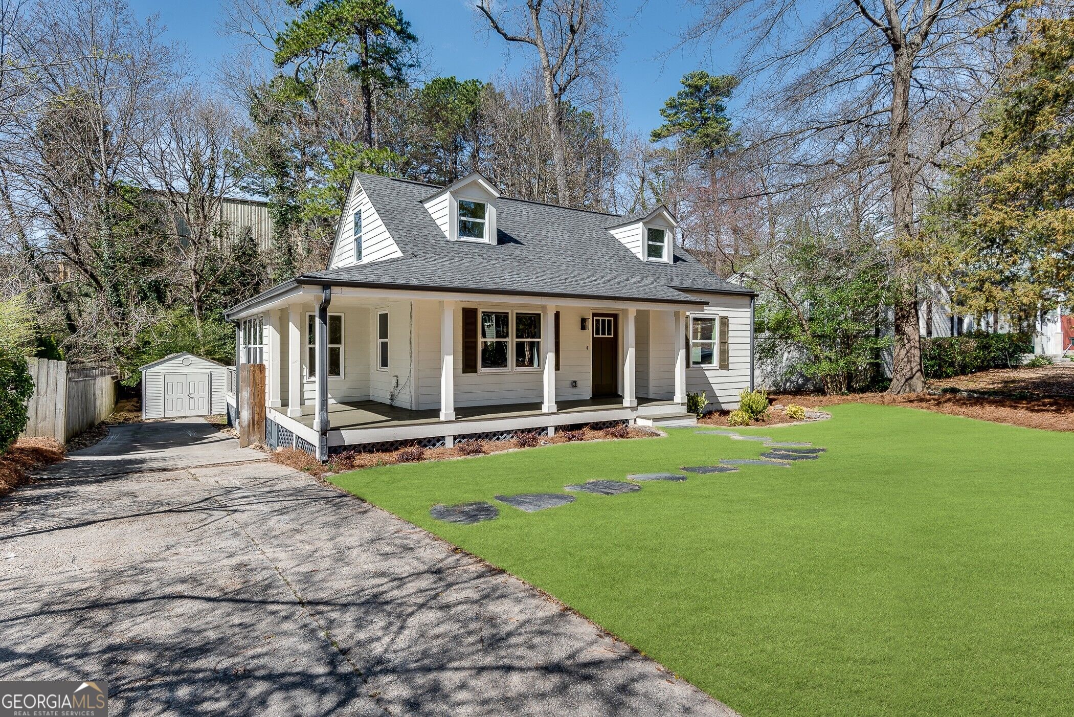 1861 Dyer Circle Property Photo 2