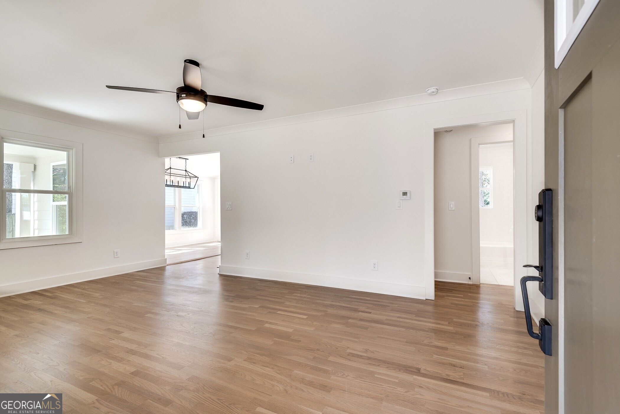 1861 Dyer Circle Property Photo 4