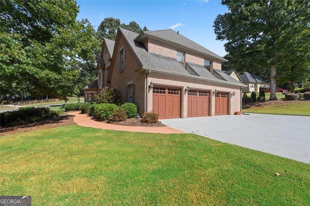 1720 Monarch Court Property Photo 3