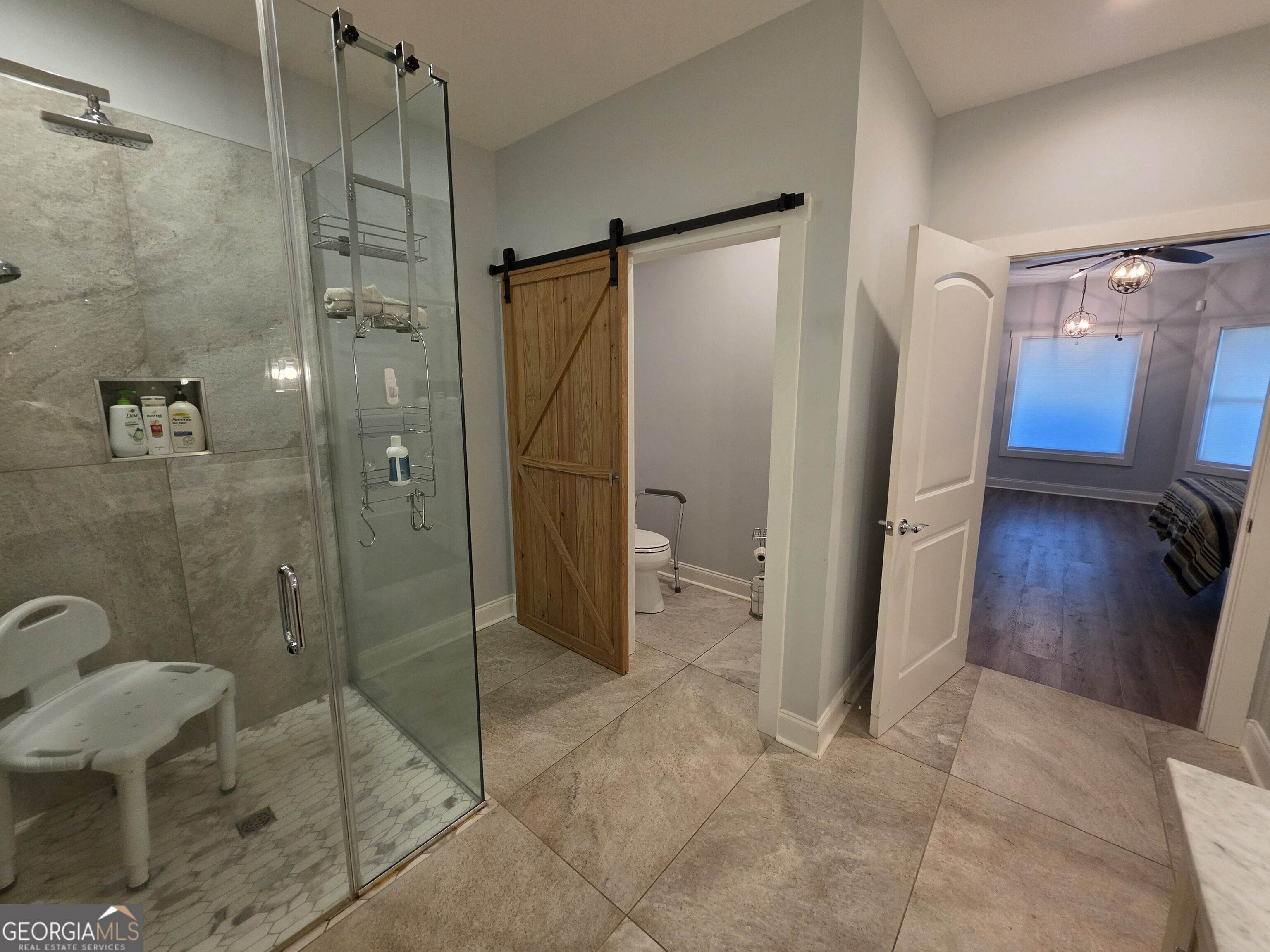 340 Thomas Drive Property Photo 27