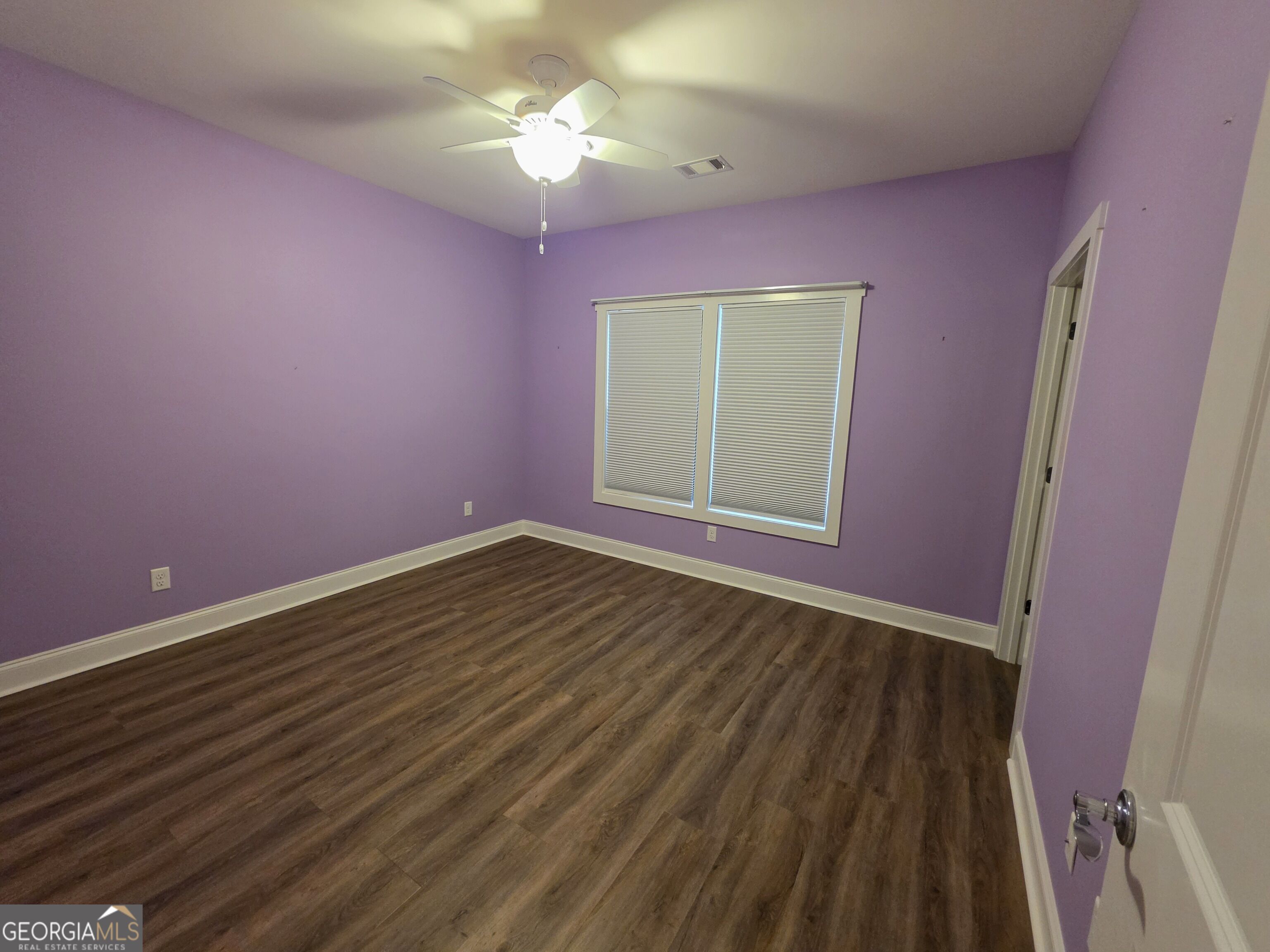 340 Thomas Drive Property Photo 34