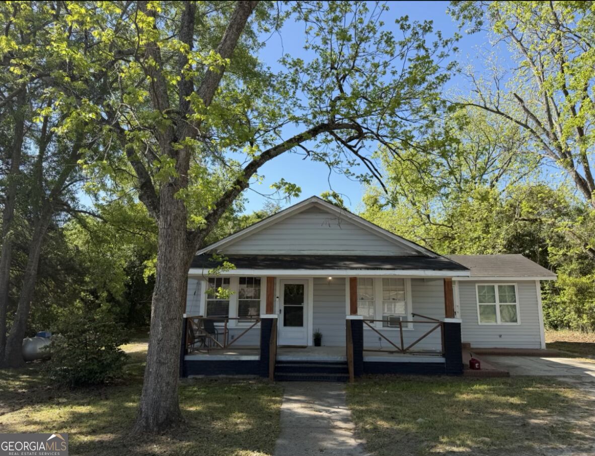 6617 E College Street Property Photo 1