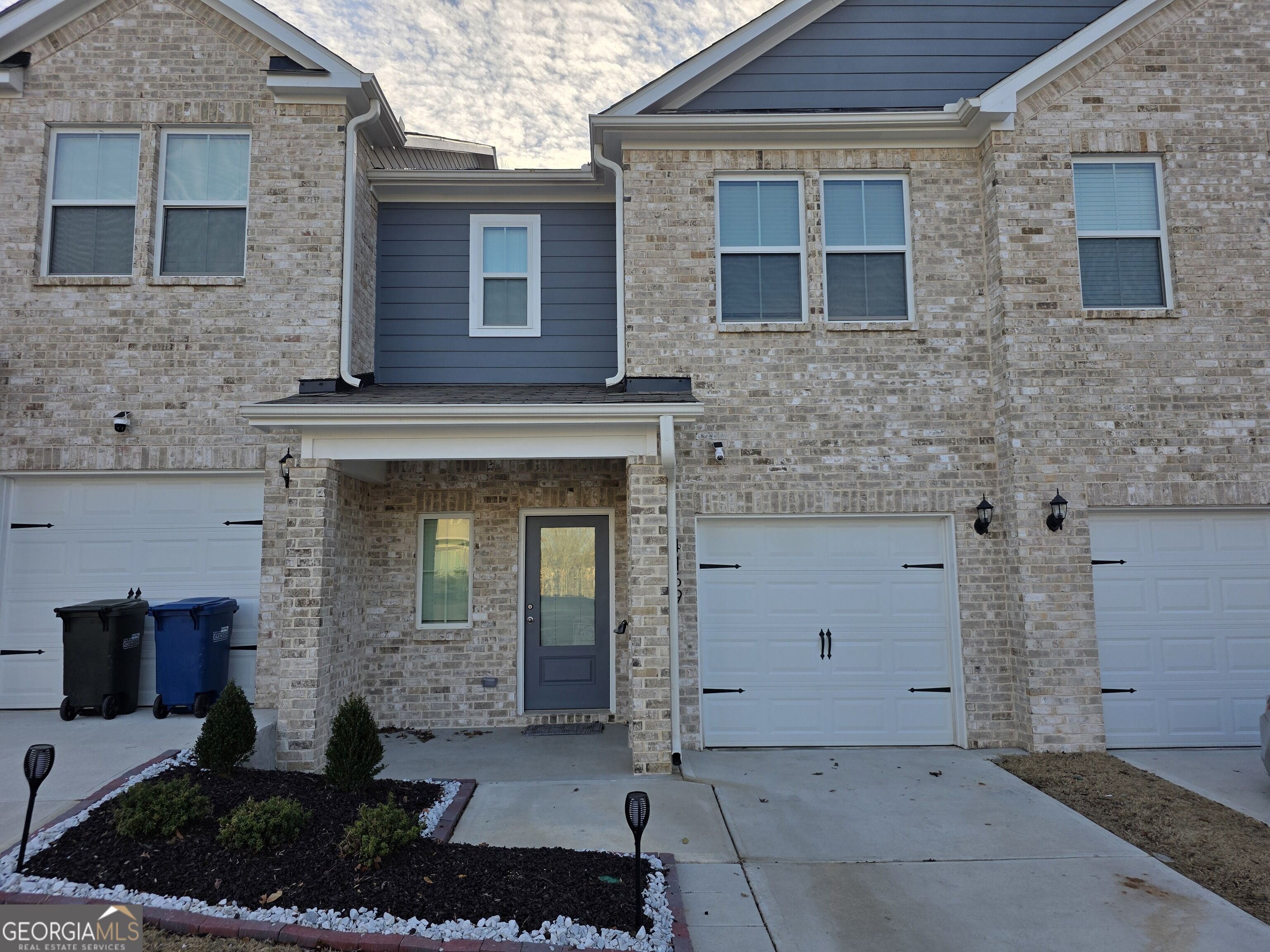 4169 Oakwood Terrace Court Property Photo 2