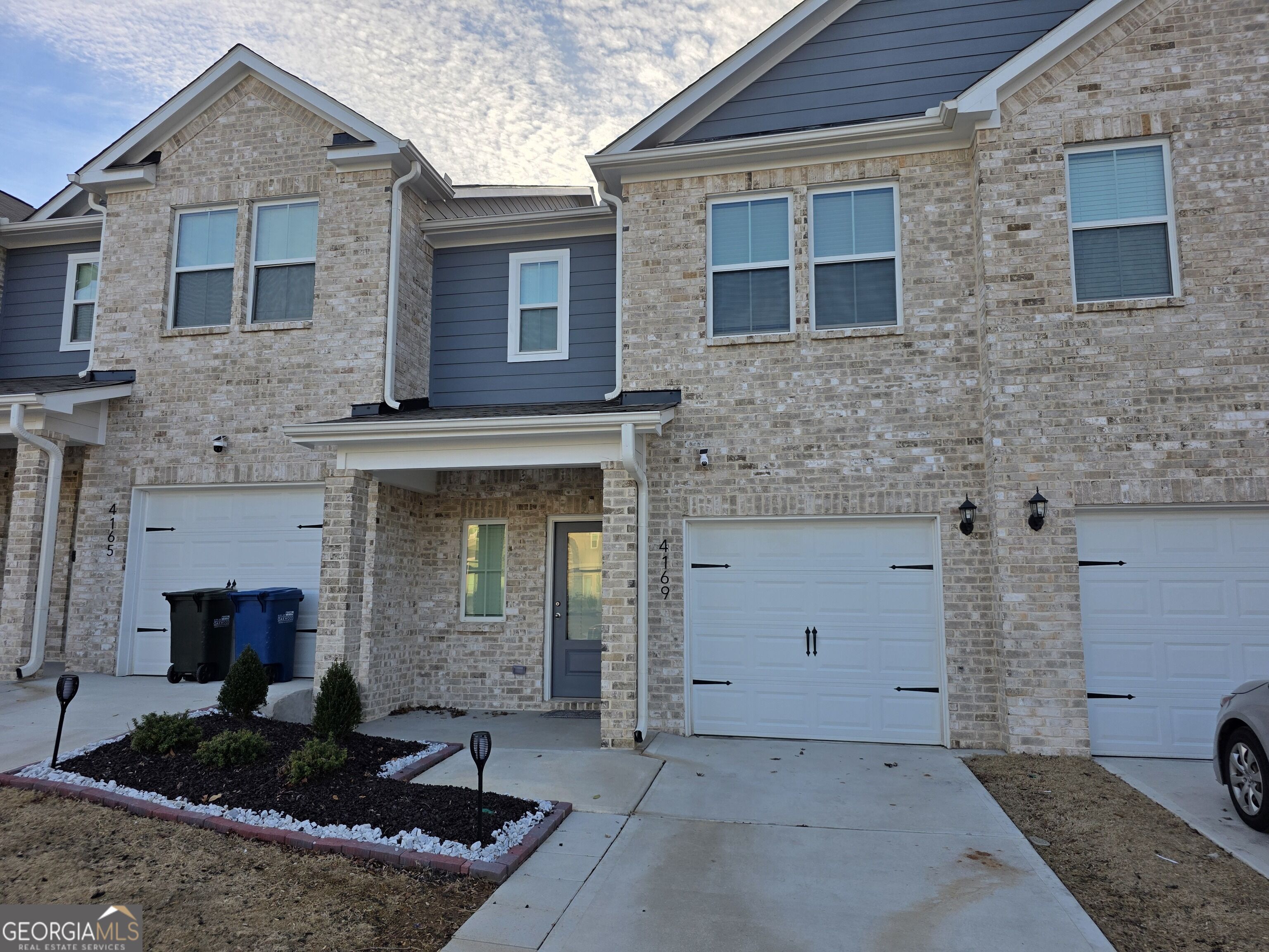 4169 Oakwood Terrace Court Property Photo 3
