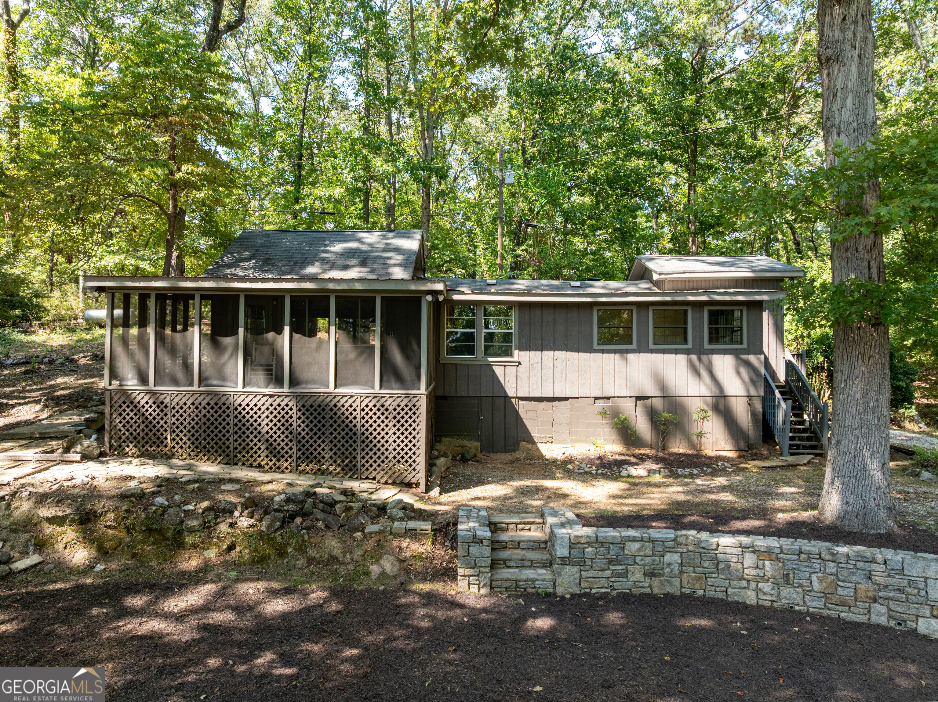 1795 Campbell Road Property Photo 3