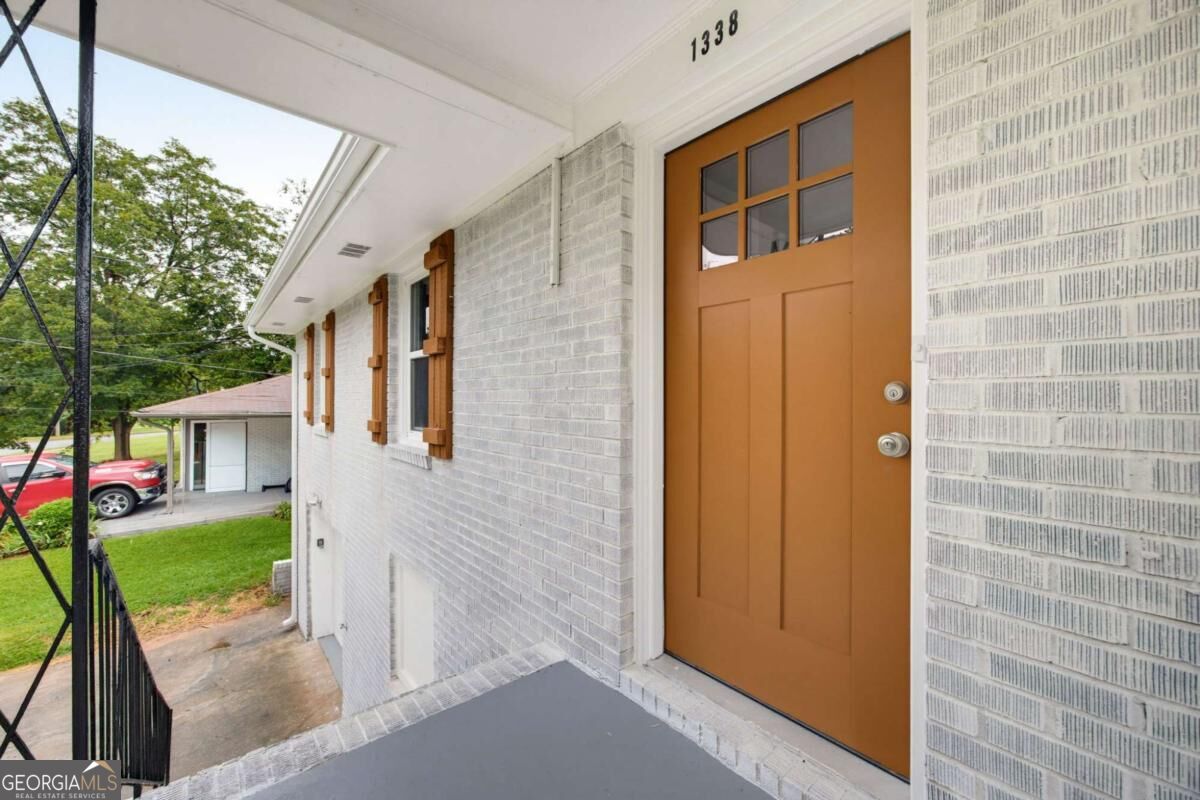 1338 Georgia Avenue Property Photo 3