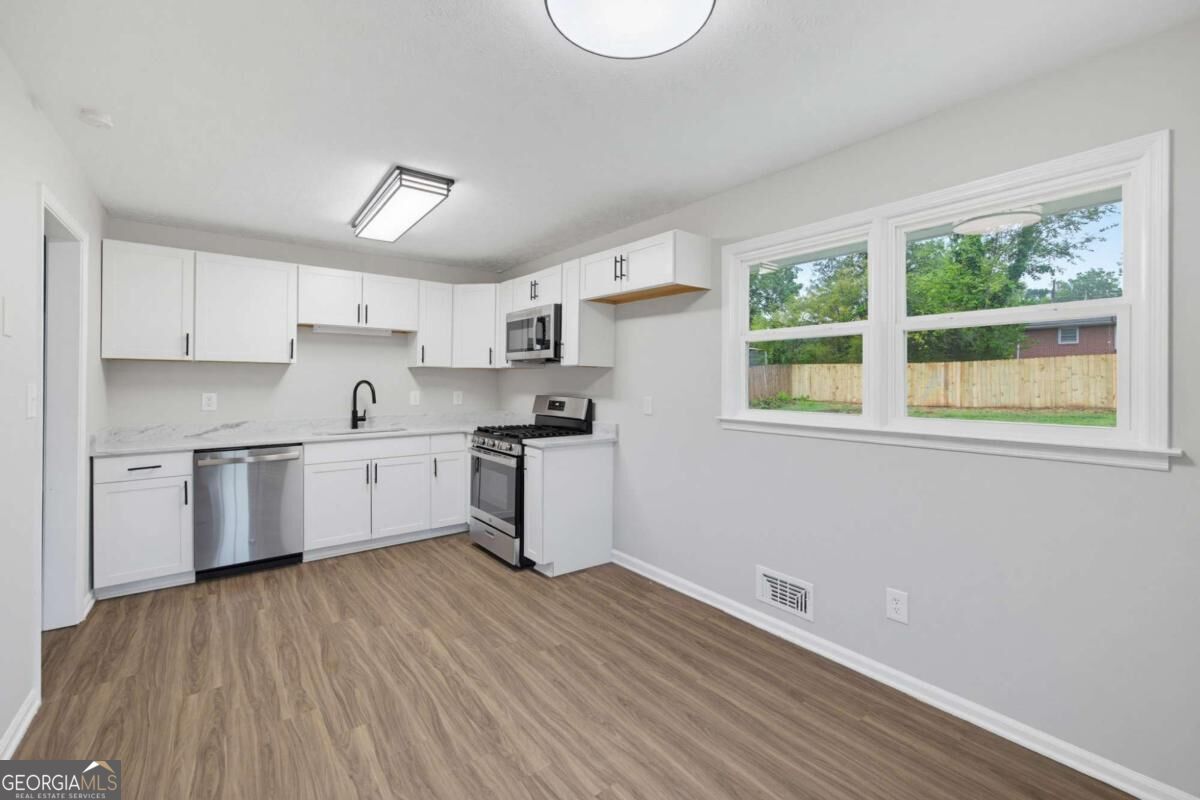 1338 Georgia Avenue Property Photo 13