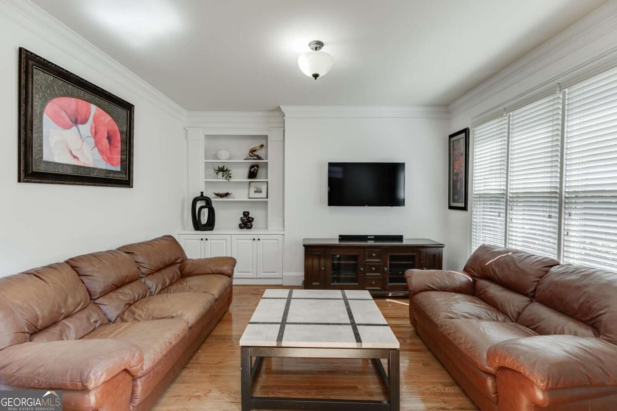 1744 Water Springs Way Property Photo 3