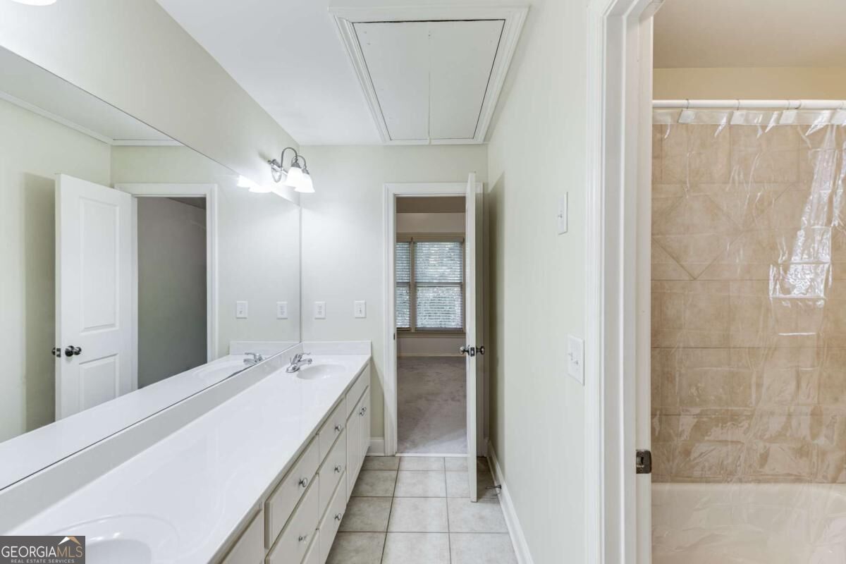 1744 Water Springs Way Property Photo 28