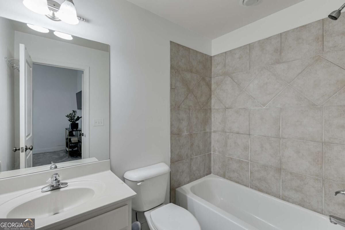 1744 Water Springs Way Property Photo 33