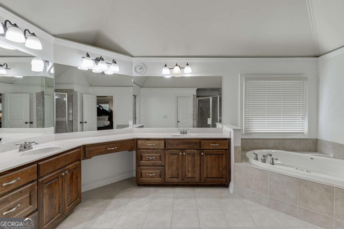 1744 Water Springs Way Property Photo 38