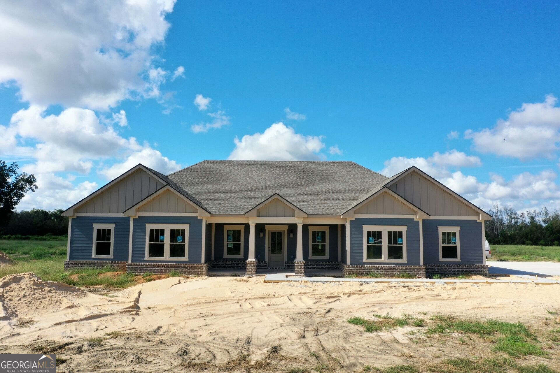 2011 Blankenbaker Road Property Photo 1