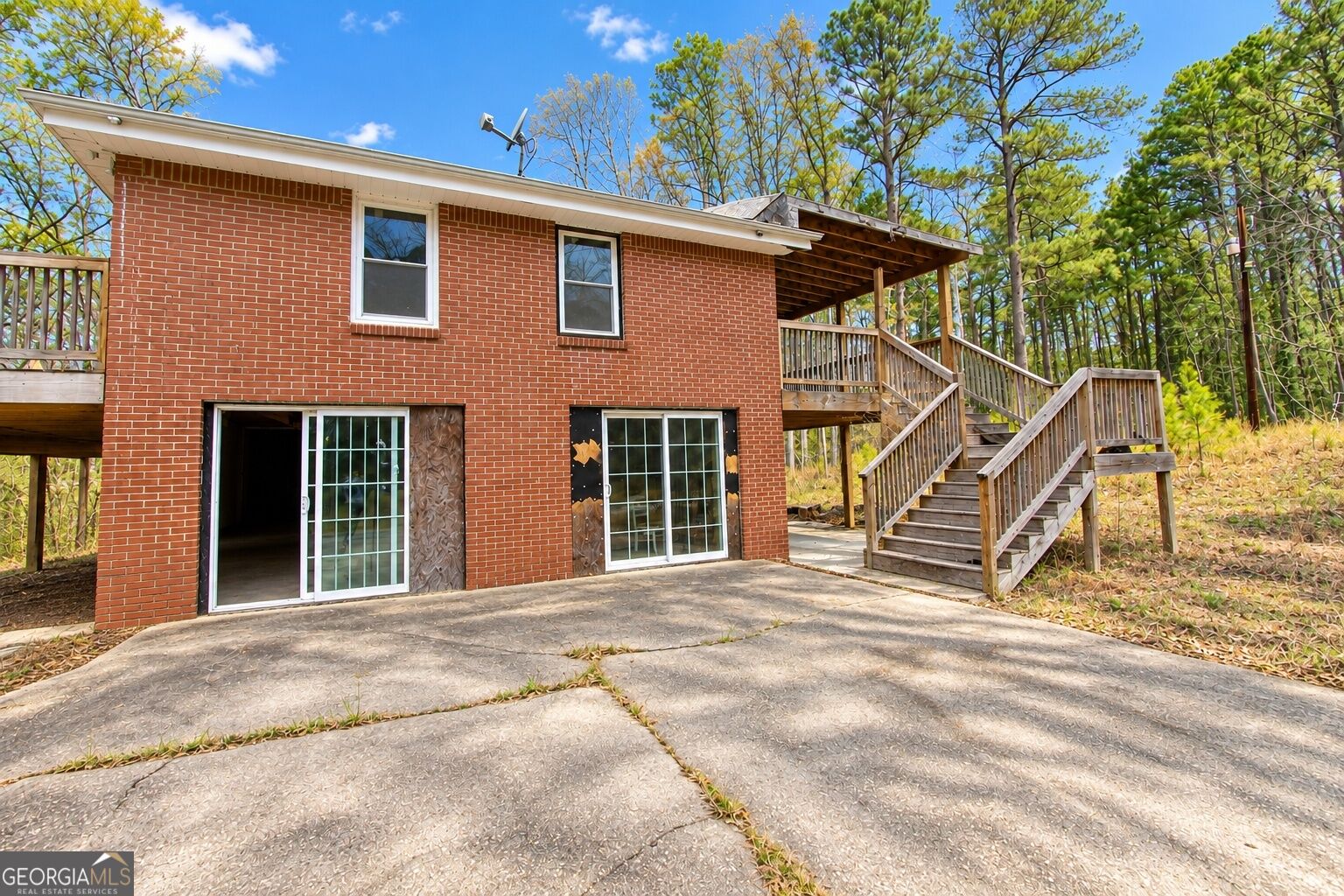 140 Joe Bray Road Property Photo 8