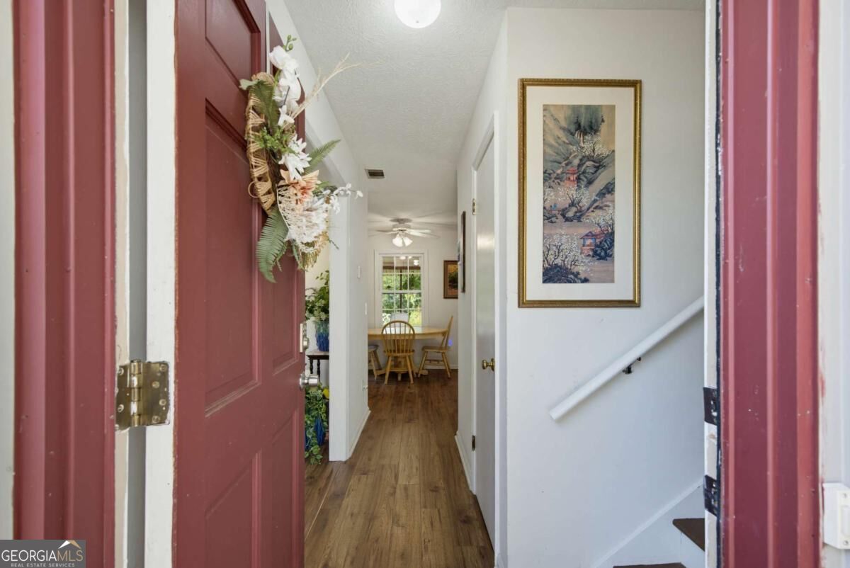 3404 Hill Drive Property Photo 2