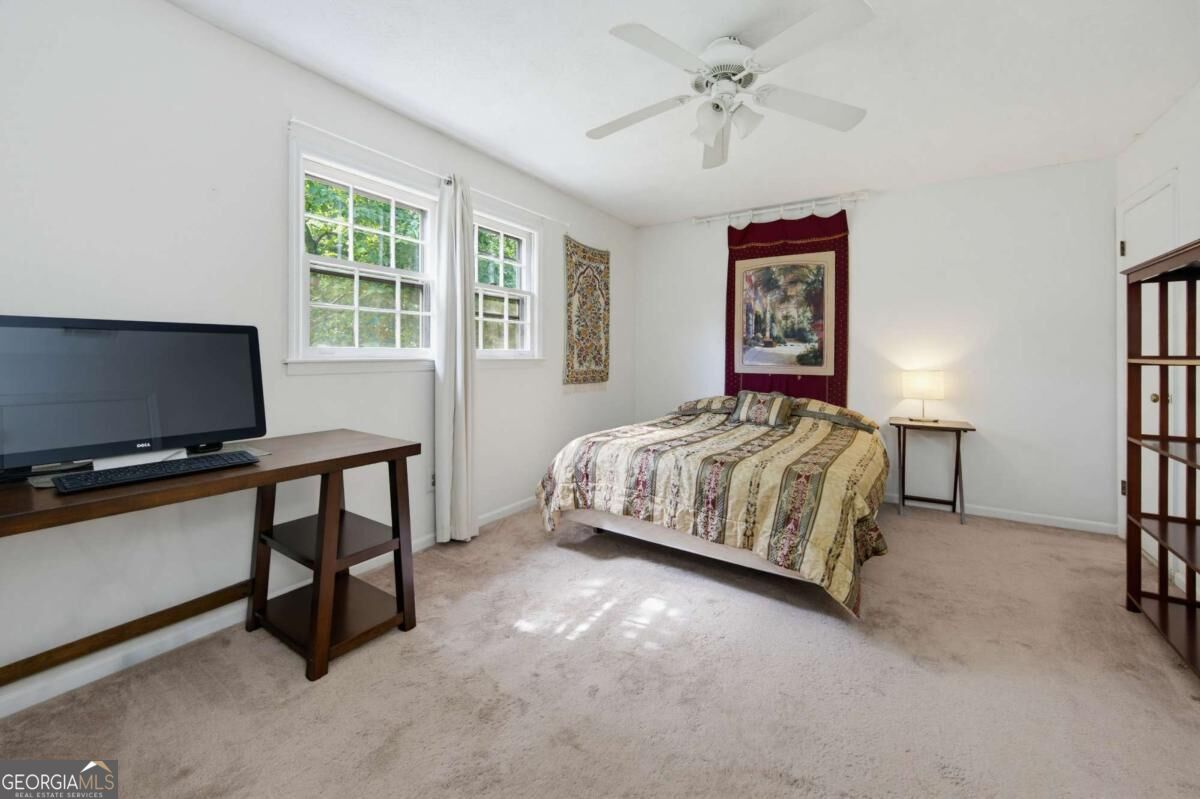 3404 Hill Drive Property Photo 8