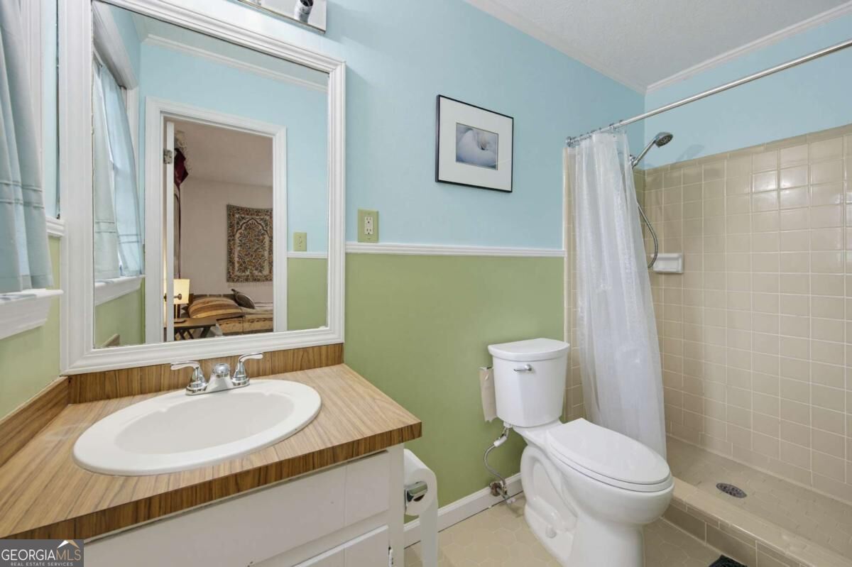 3404 Hill Drive Property Photo 9