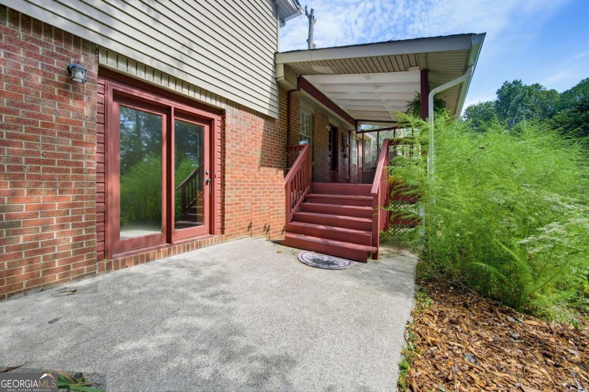 3404 Hill Drive Property Photo 12