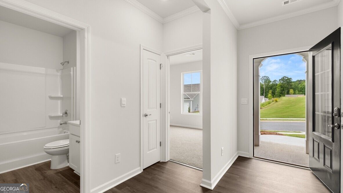 8158 Coldstream Drive Property Photo 4