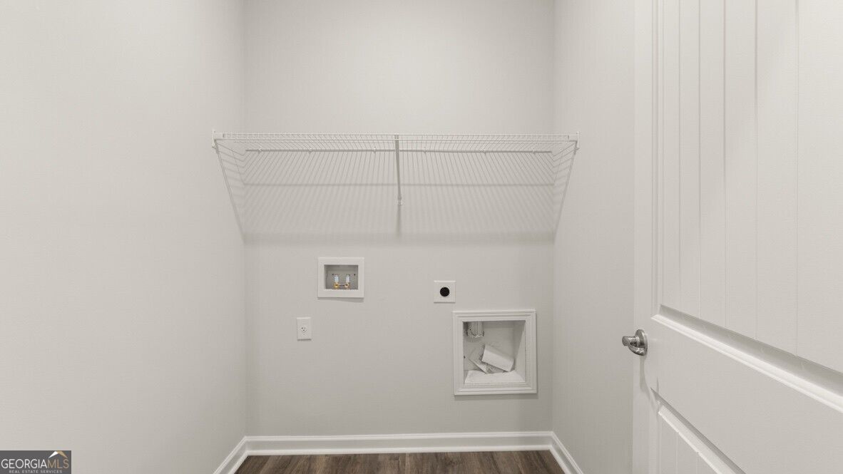 8158 Coldstream Drive Property Photo 24