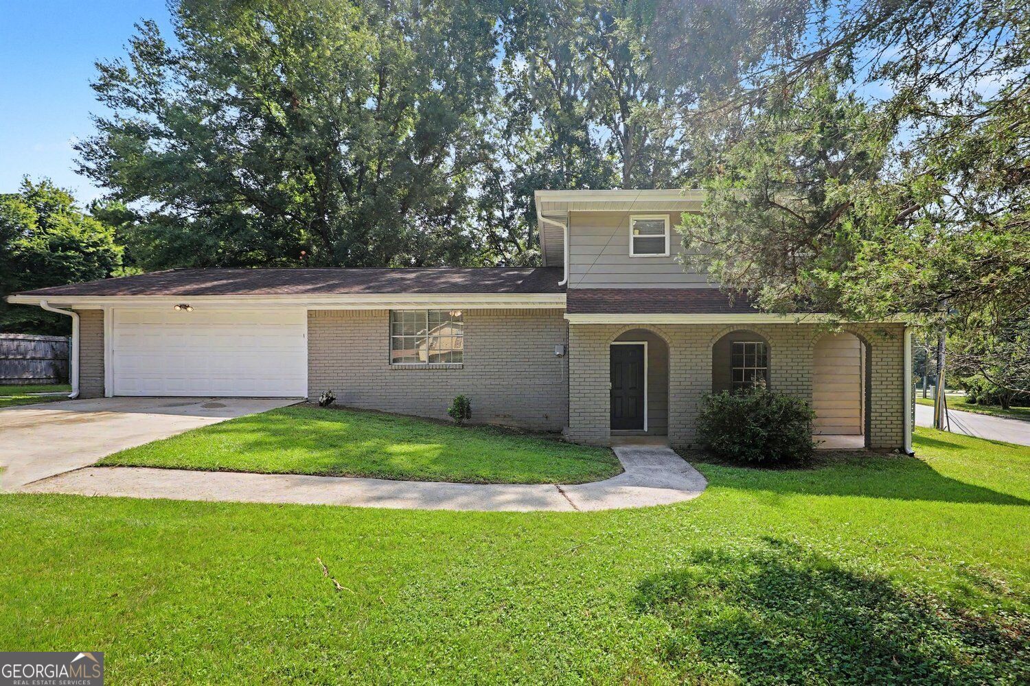 940 Michael Drive SW Property Photo 1