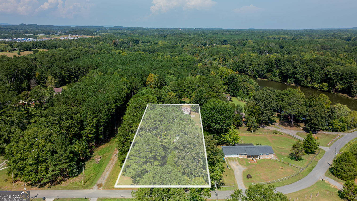 381 Mccarter Road Property Photo 4