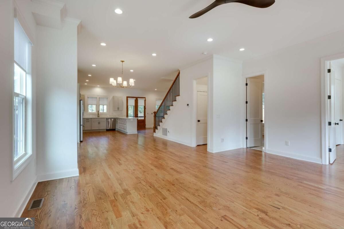 189 Glenhaven Avenue Property Photo 17