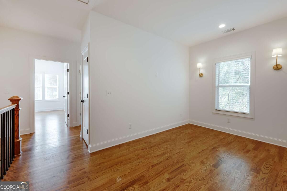 189 Glenhaven Avenue Property Photo 39