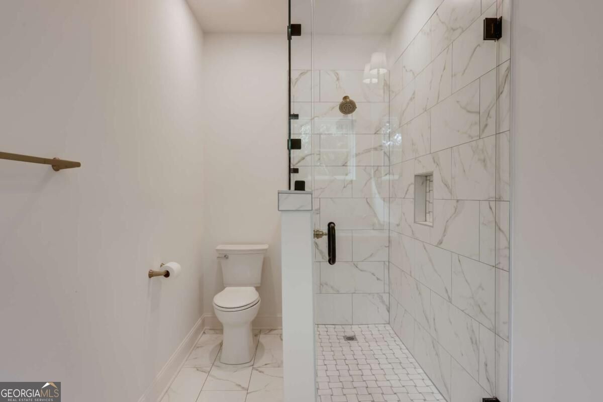 189 Glenhaven Avenue Property Photo 64