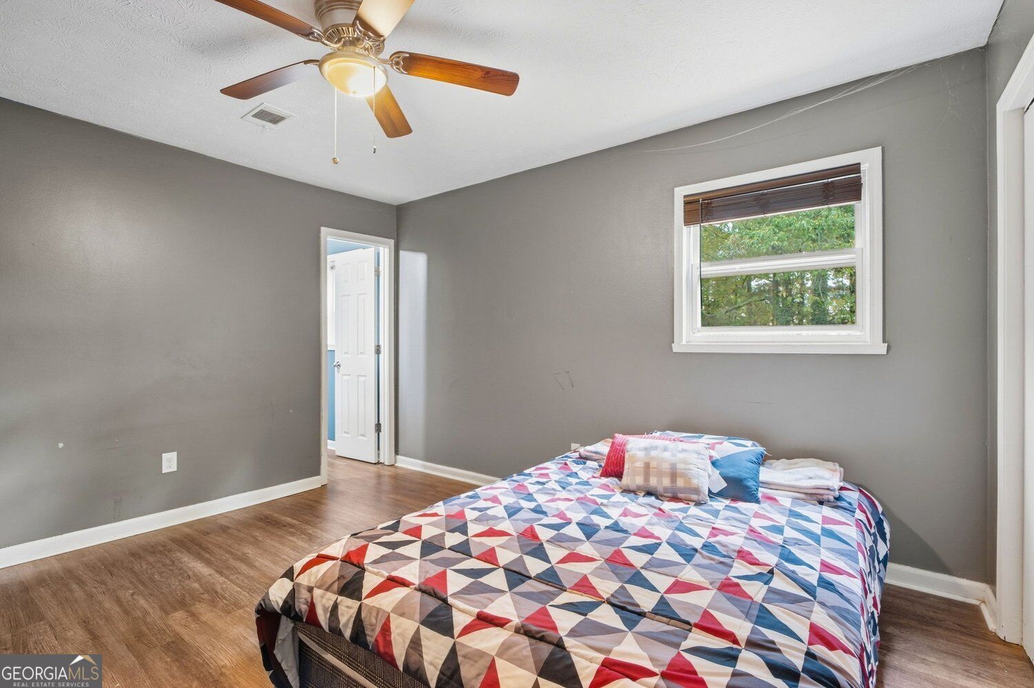 541 Carithers Road Property Photo 17