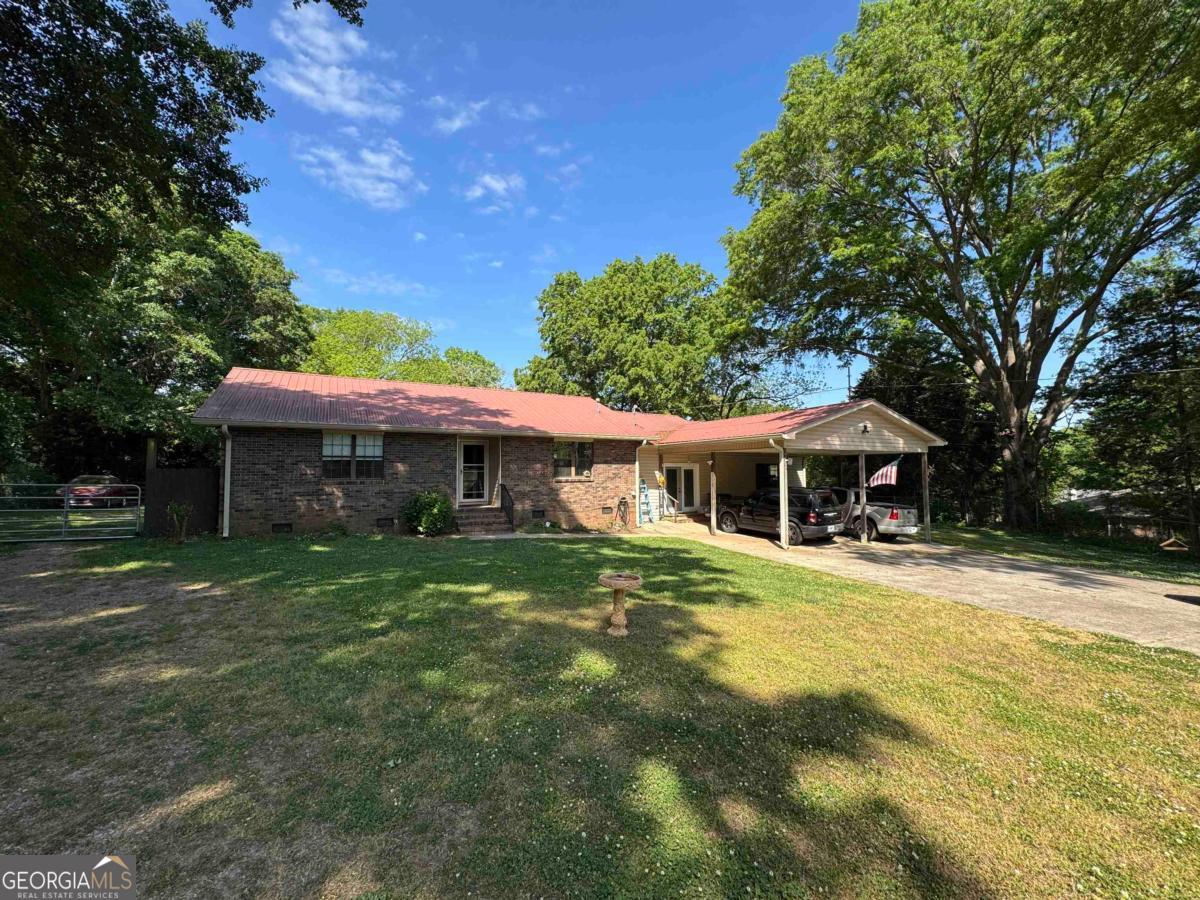 103 Brookwood Drive Property Photo 1