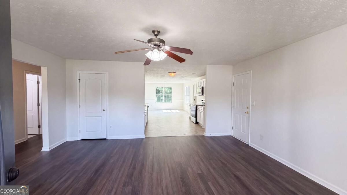 114 Beaty Court Property Photo 7