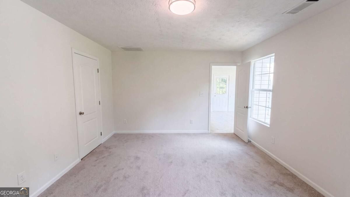 114 Beaty Court Property Photo 9