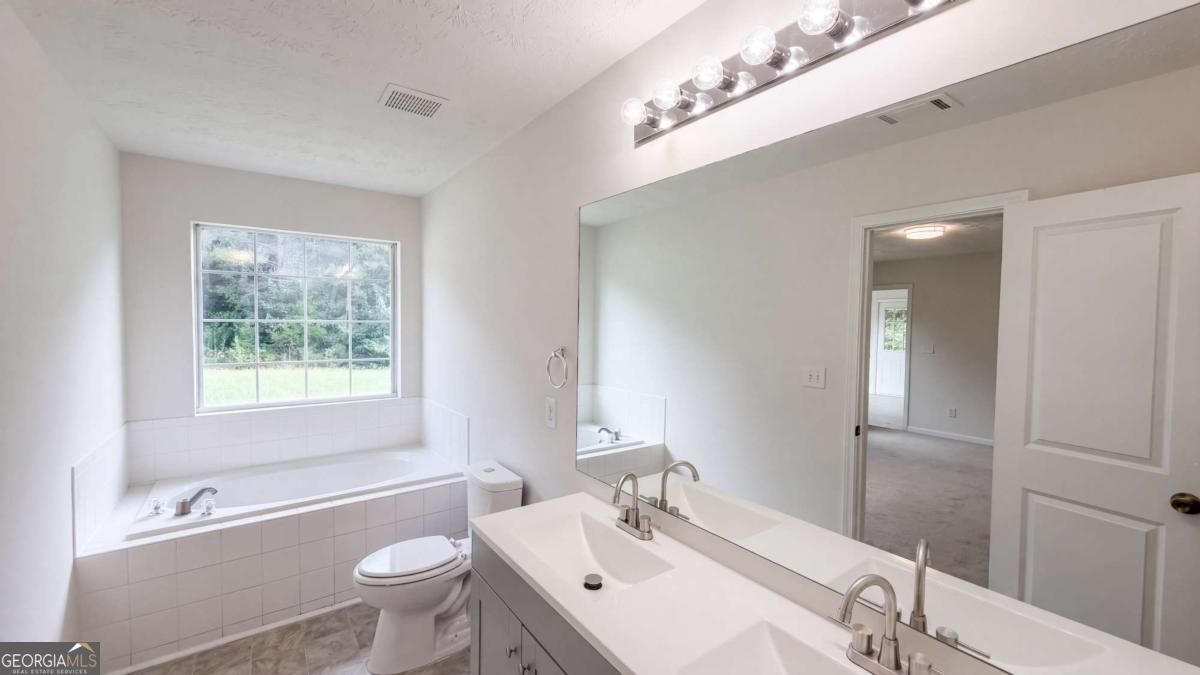 114 Beaty Court Property Photo 11