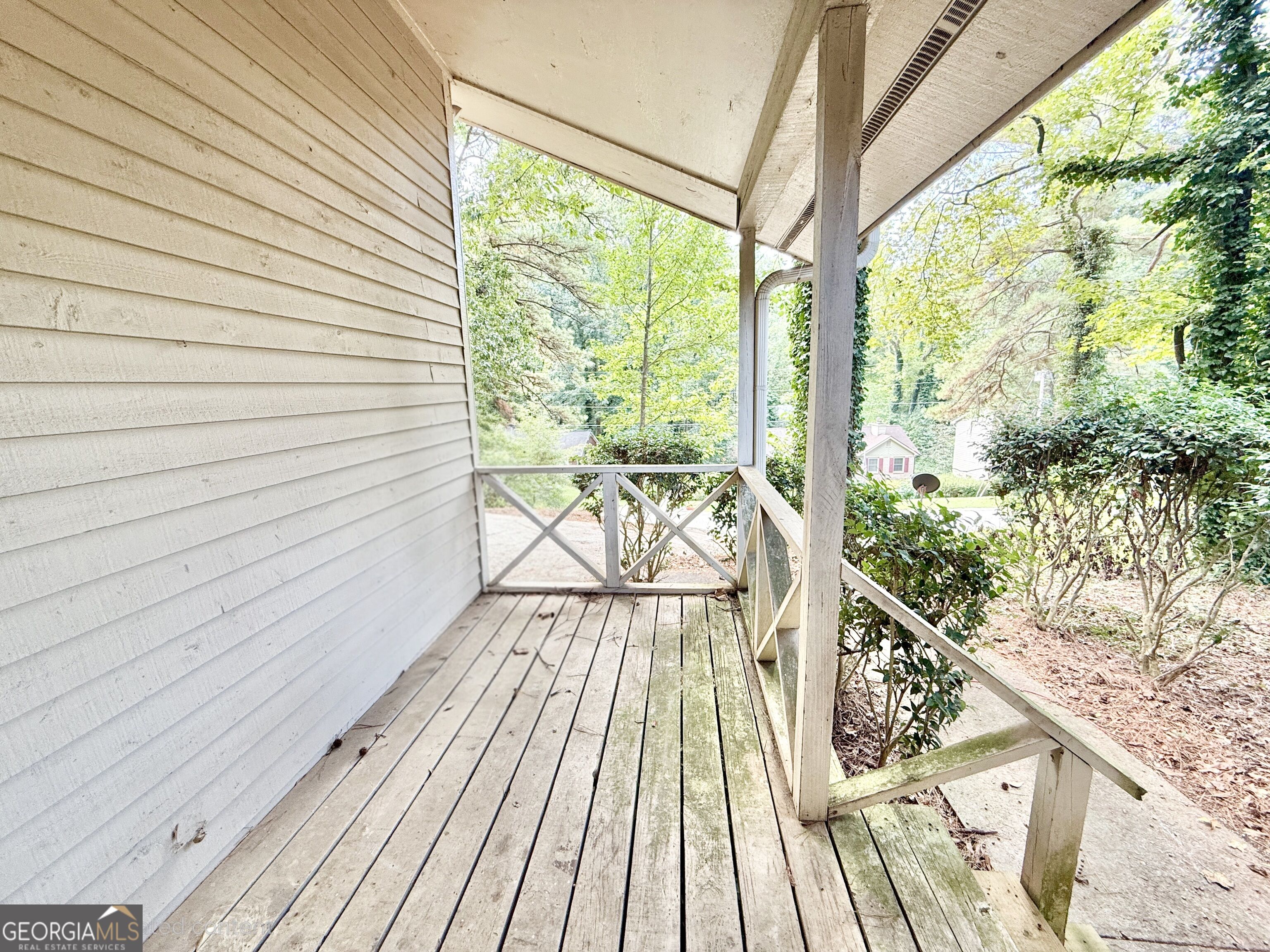 120 Wilhelmina Drive Property Photo 3