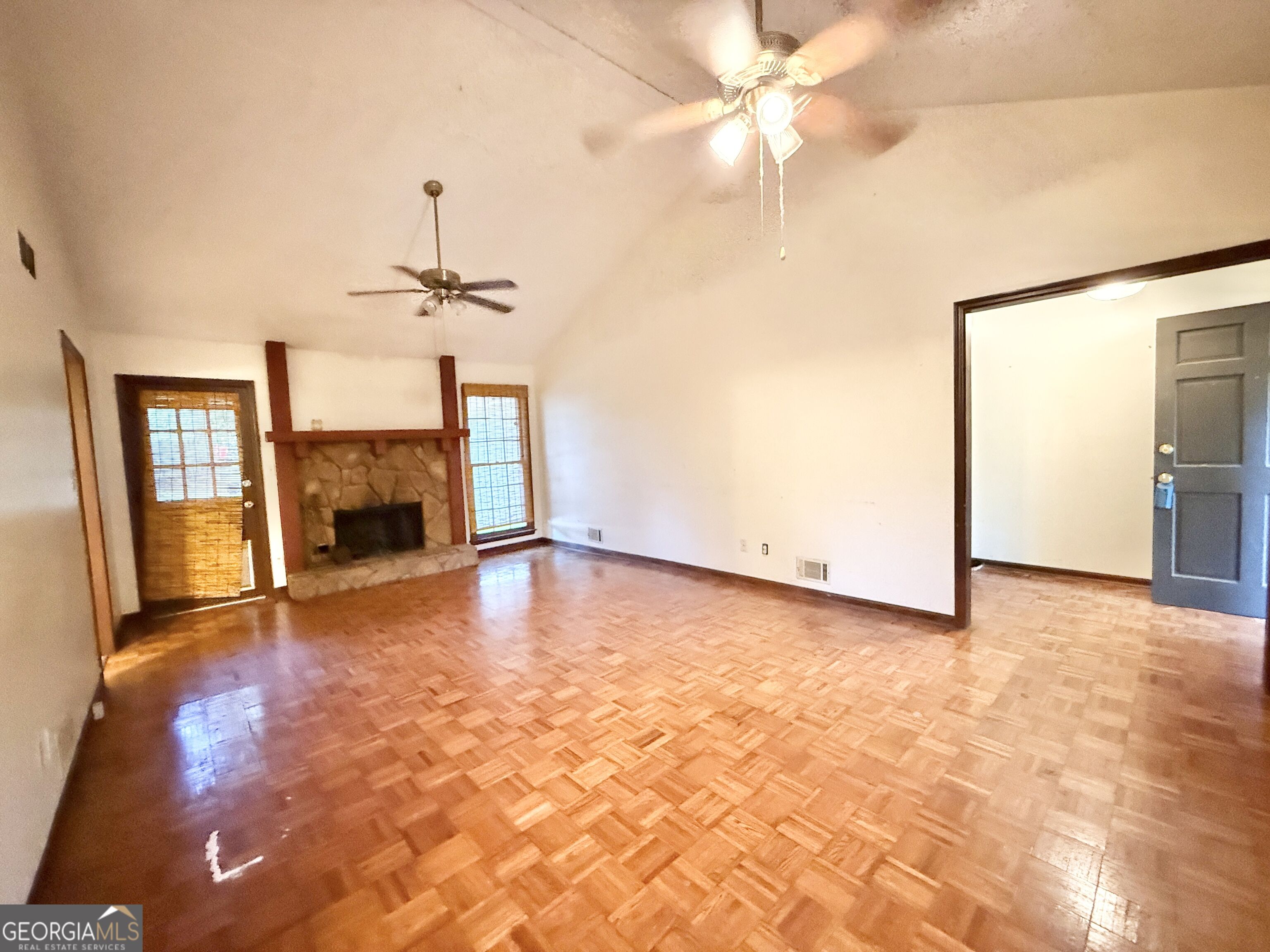 120 Wilhelmina Drive Property Photo 6