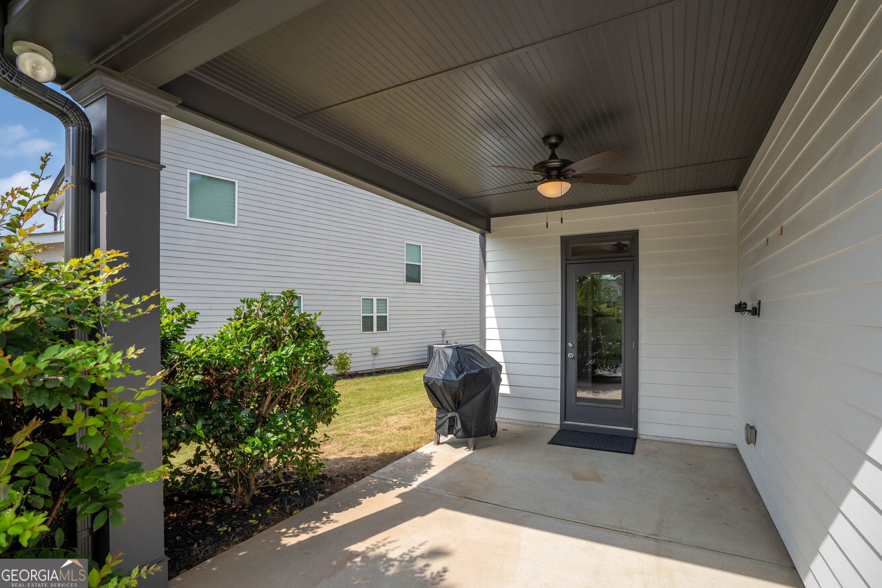 5200 Parkwood Drive Property Photo 44