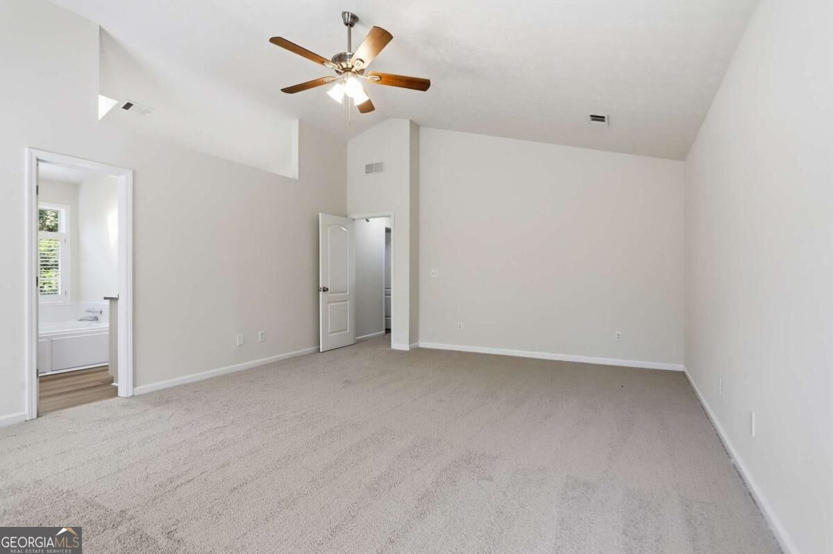3205 Summit Place Drive Property Photo 4