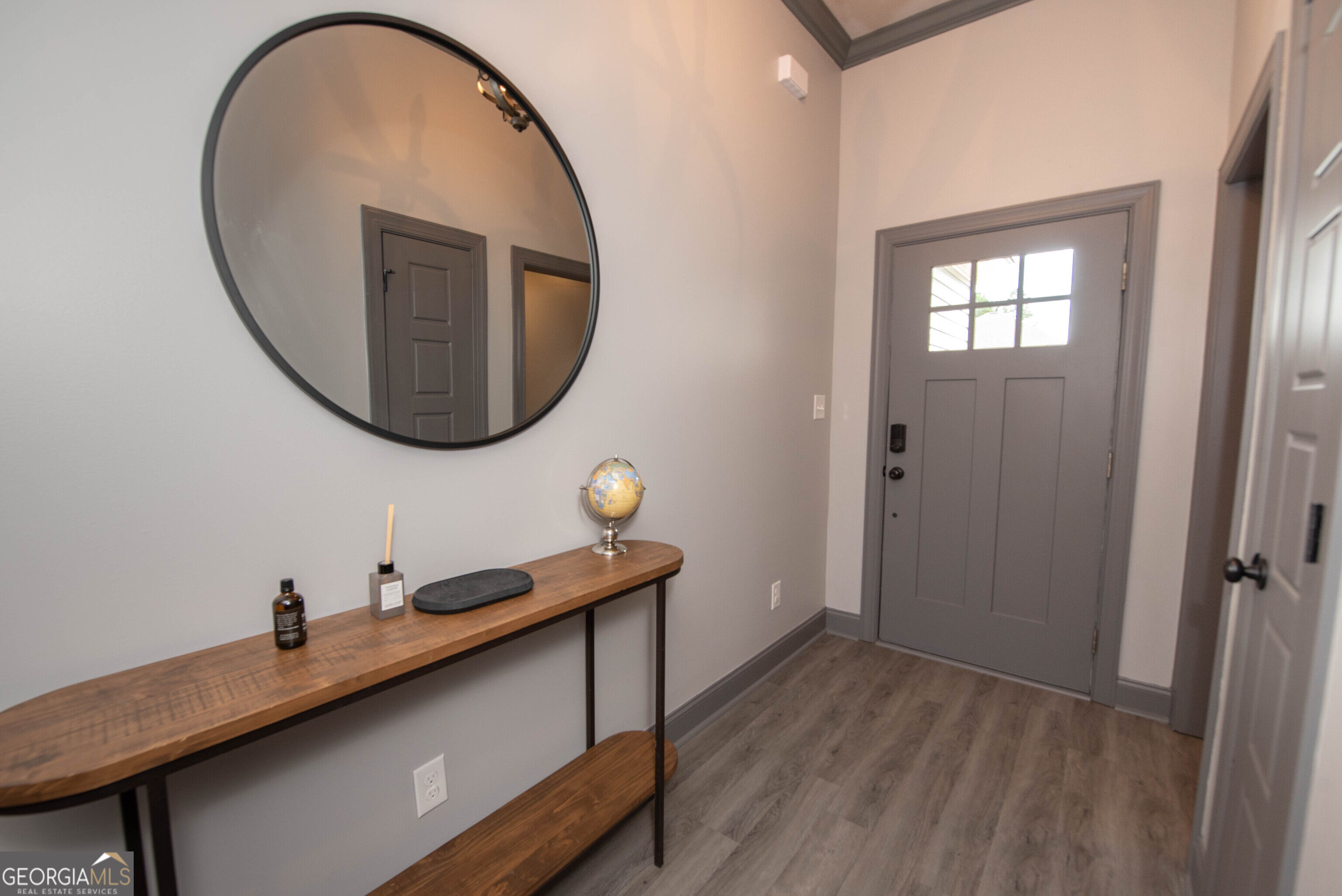 121 Locks Heath Ct. Property Photo 6
