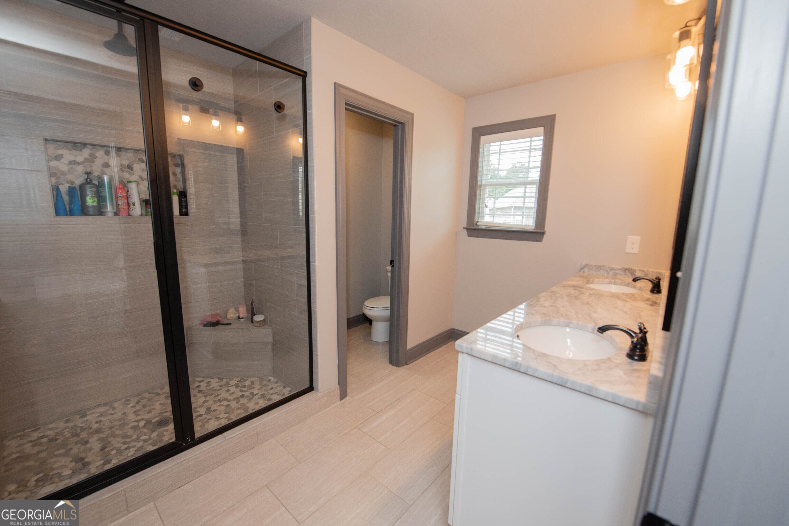 121 Locks Heath Ct. Property Photo 25