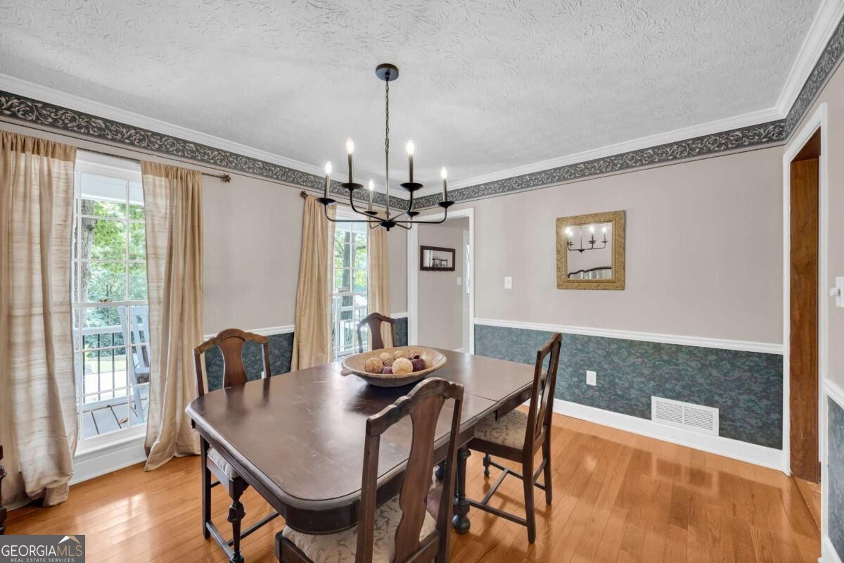 2070 Brickton Station Property Photo 8