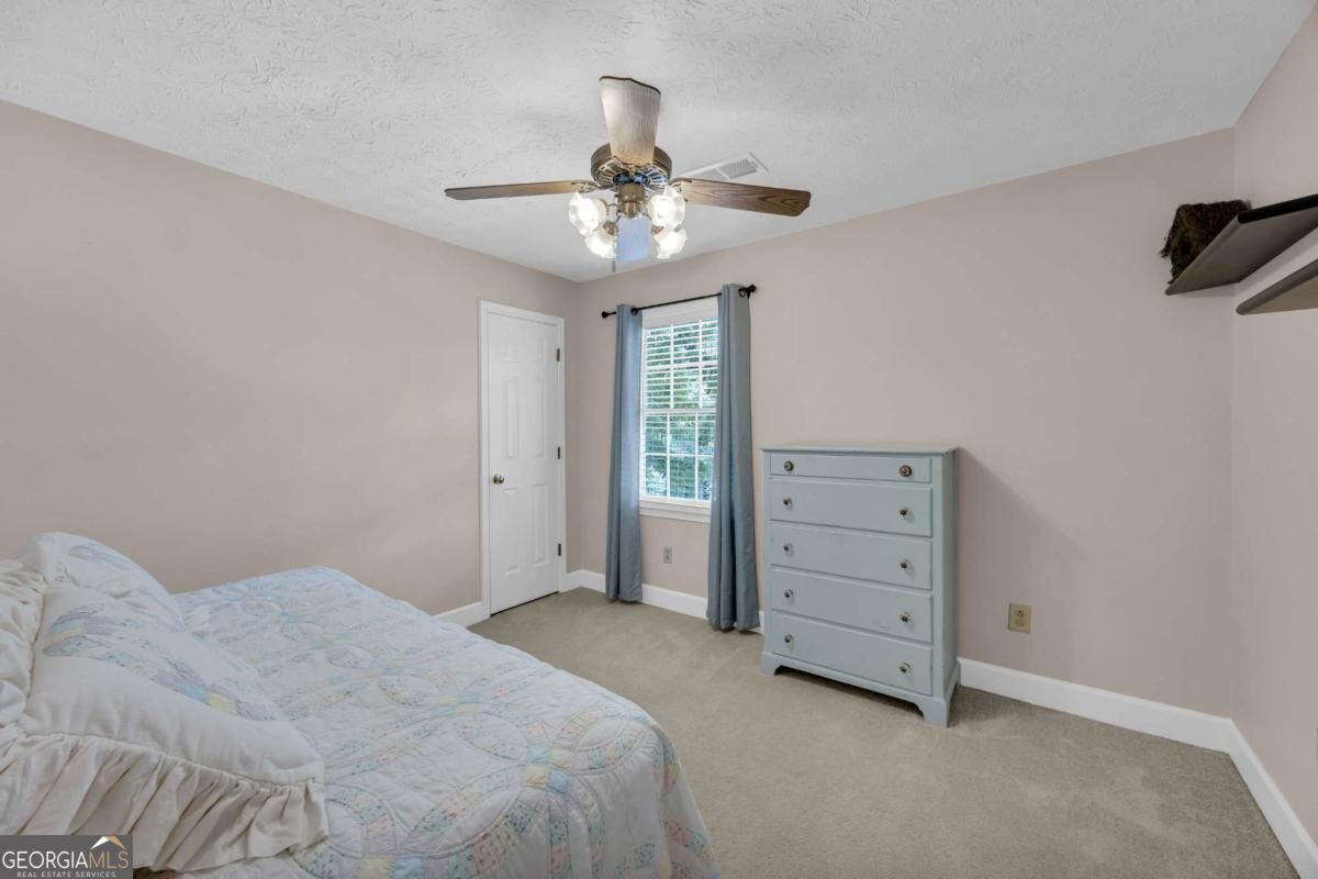 2070 Brickton Station Property Photo 31