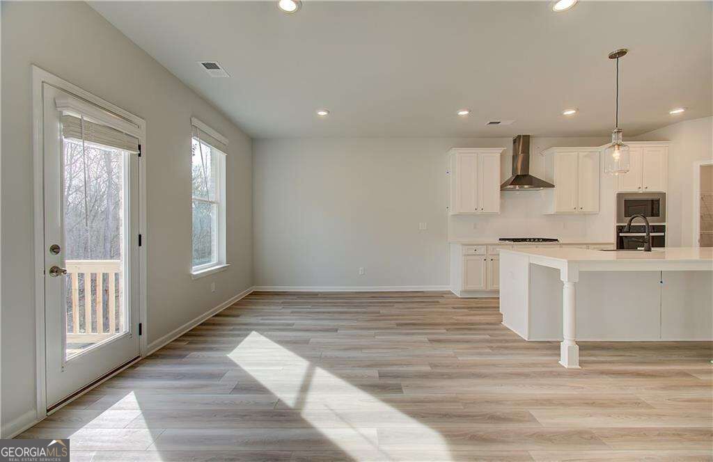 213 Delta Drive Property Photo 14