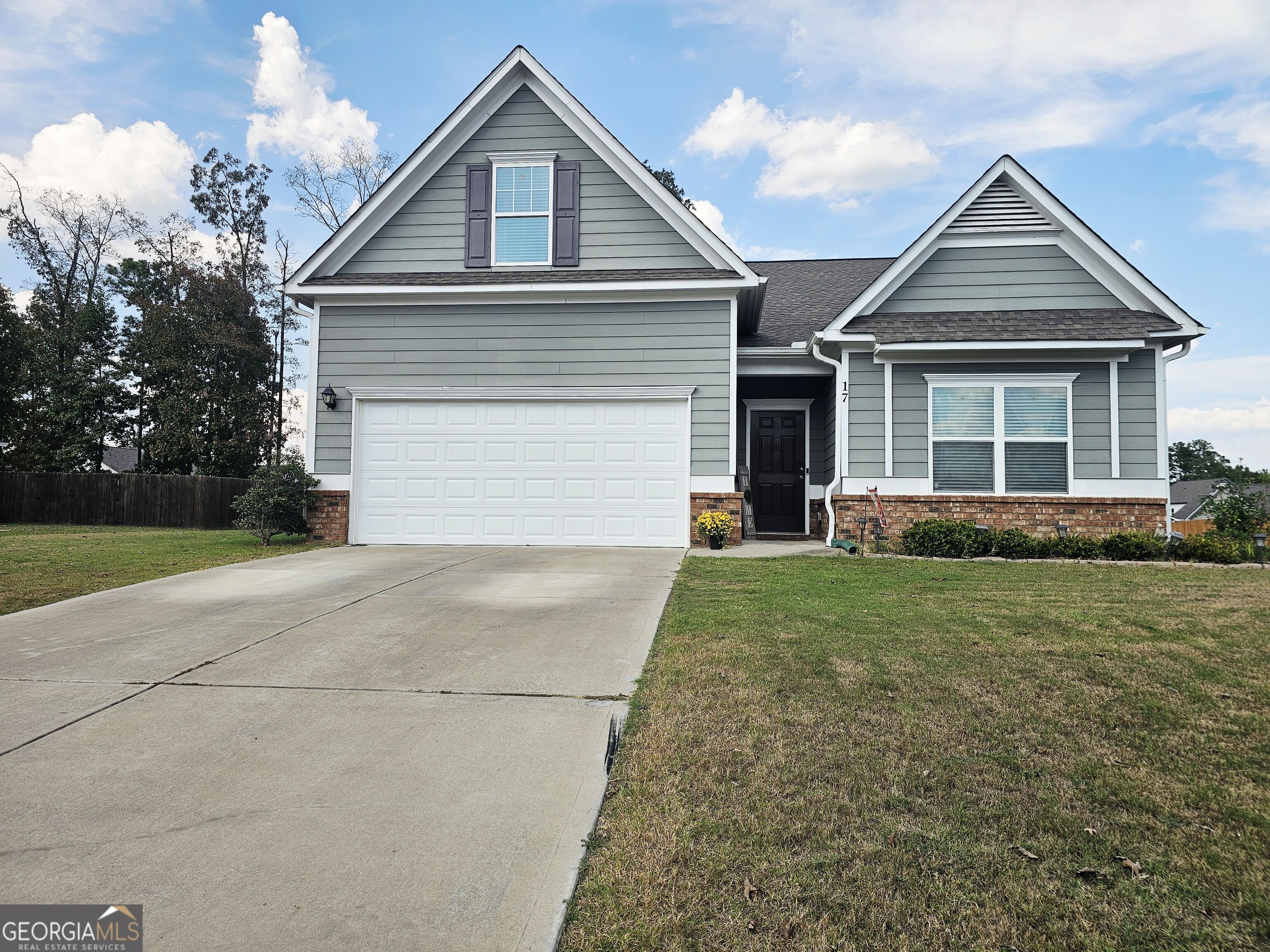 17 Rambling Oaks Drive Ne Property Photo 1