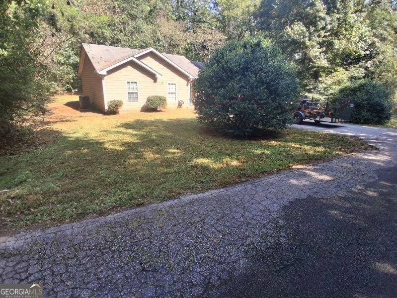 10125 Flat Shoals Road Property Photo 1