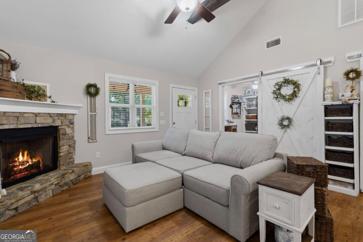 20 Foxhound Court Property Photo 37