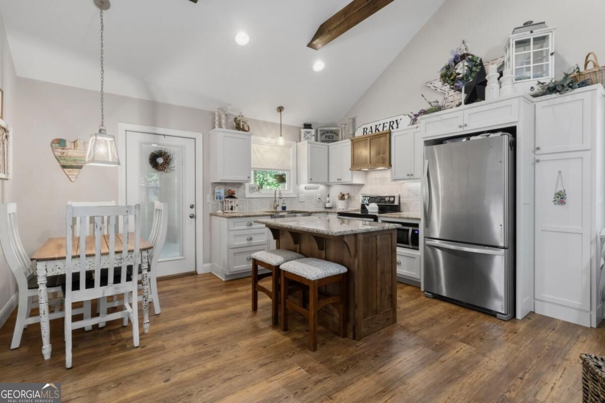 20 Foxhound Court Property Photo 38