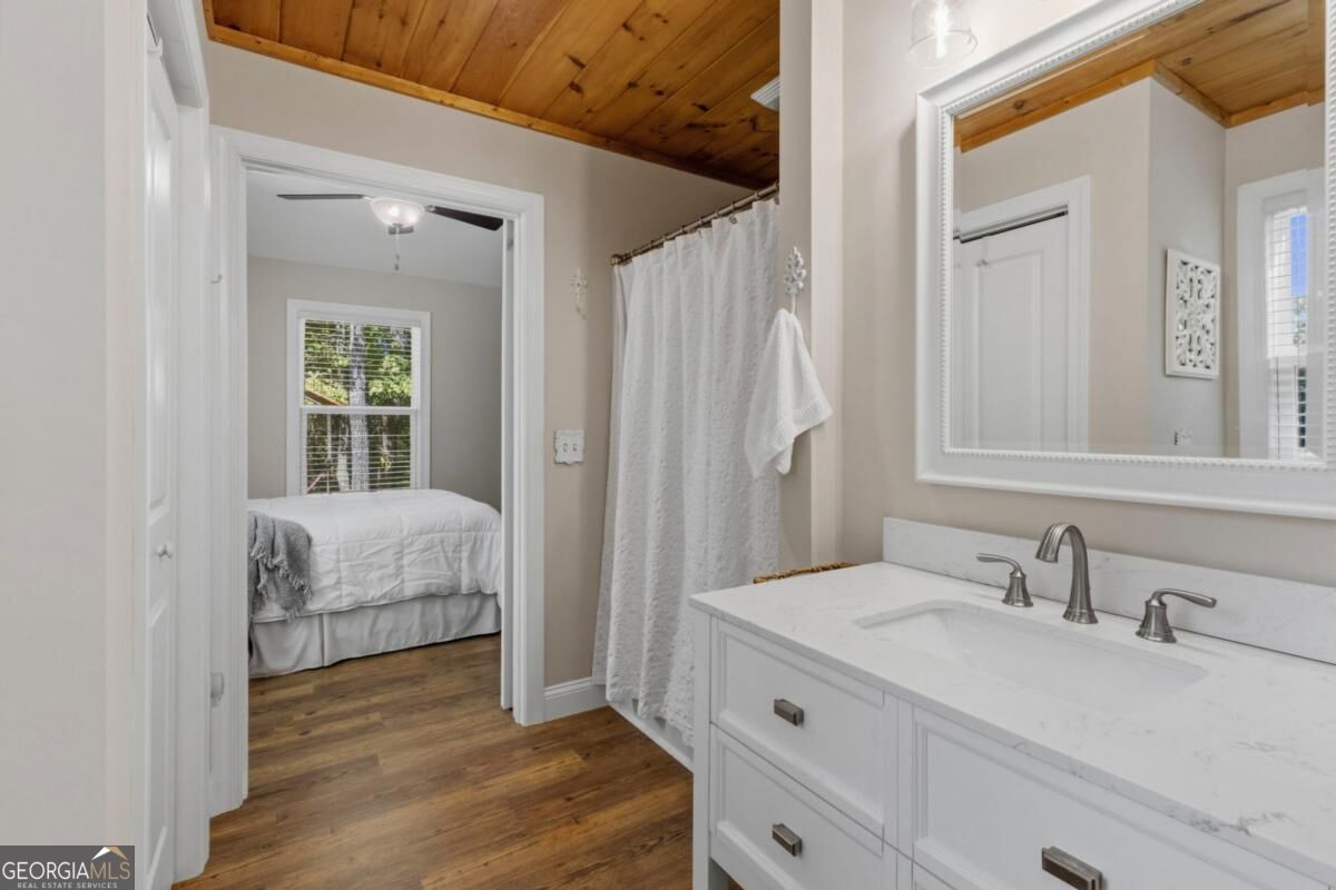 20 Foxhound Court Property Photo 44