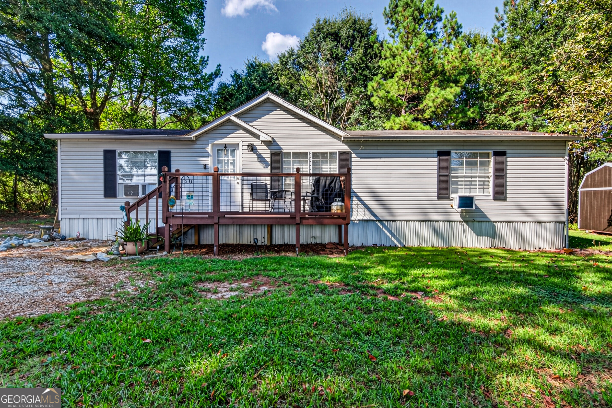 1183 Gumlog Road Property Photo 1