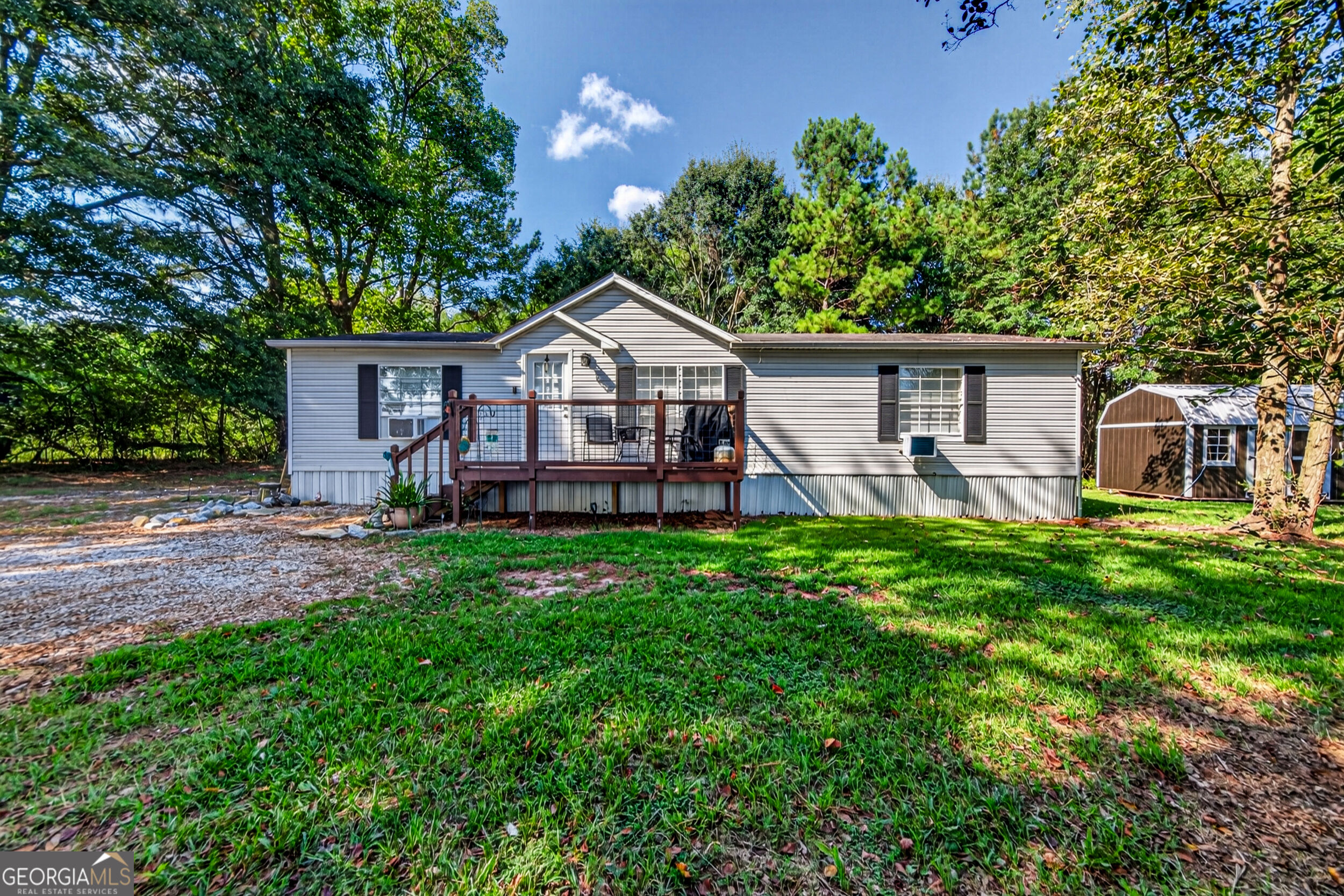 1183 Gumlog Road Property Photo 3