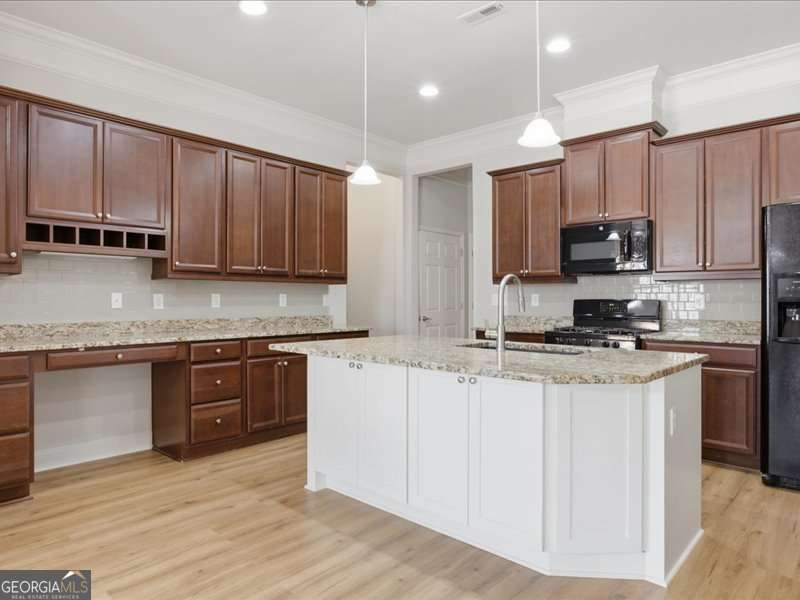 601 Haven Circle Property Photo 13